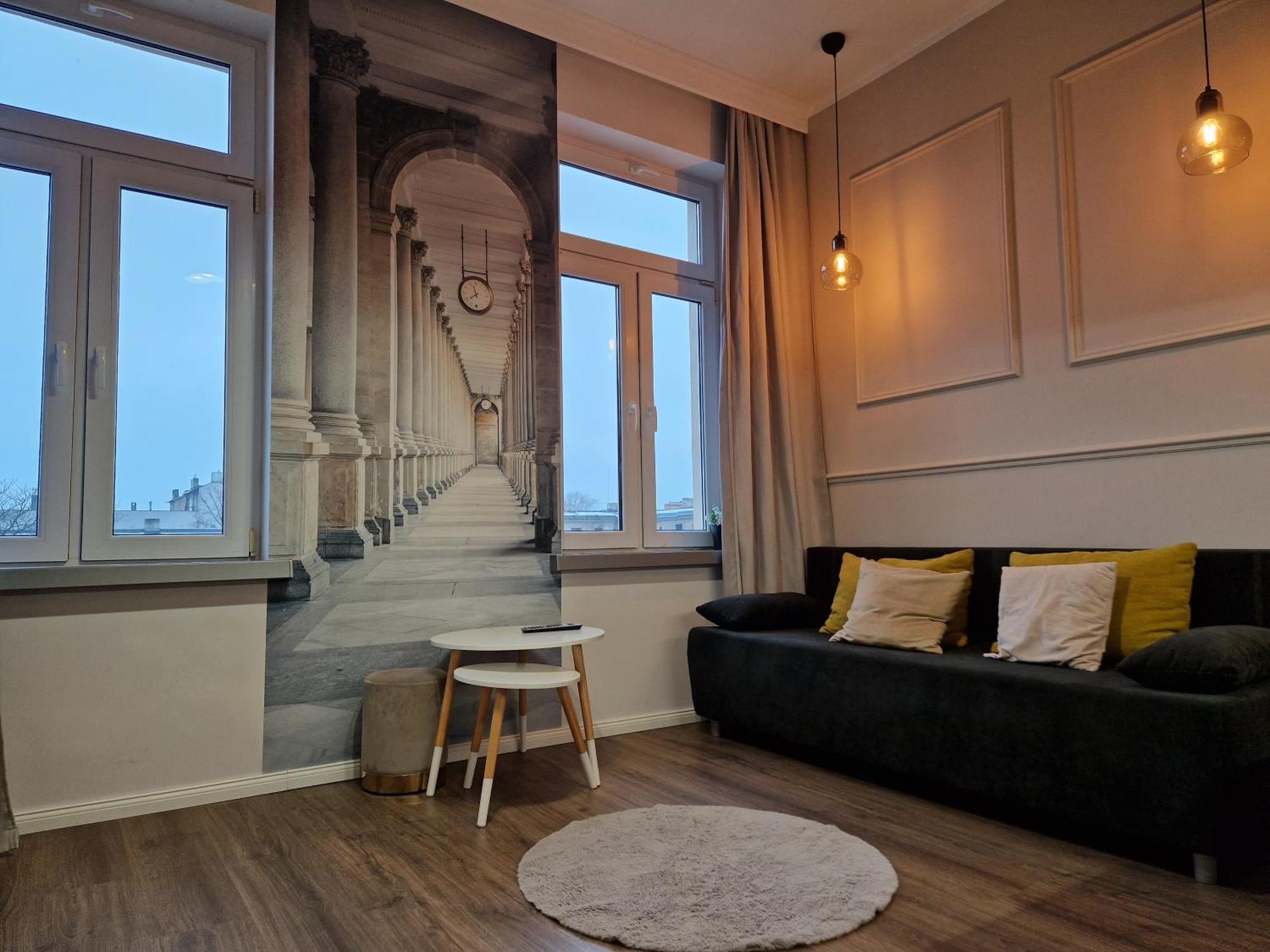 Polonia Apartments วูดช์ ภายนอก รูปภาพ