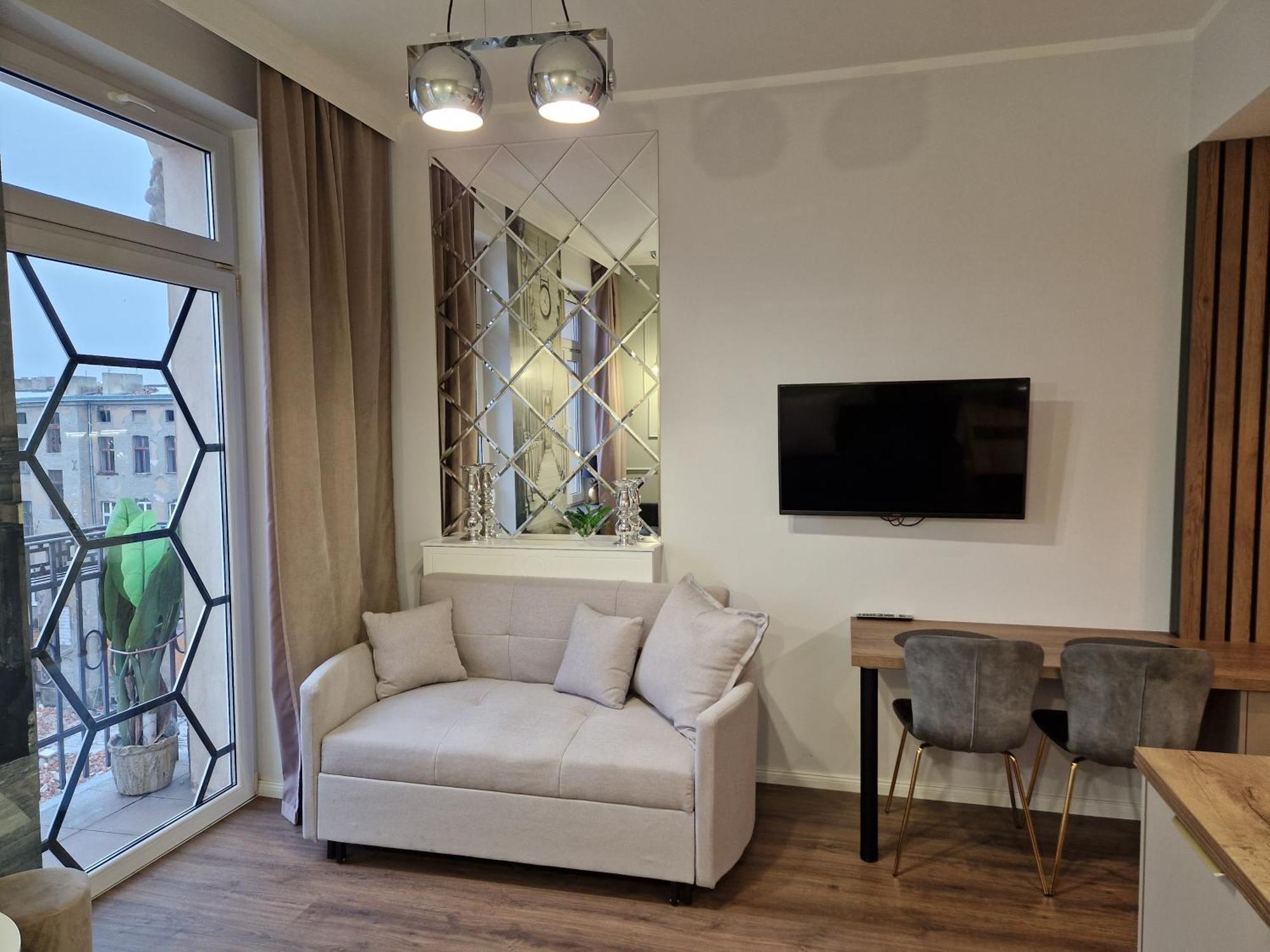 Polonia Apartments วูดช์ ภายนอก รูปภาพ